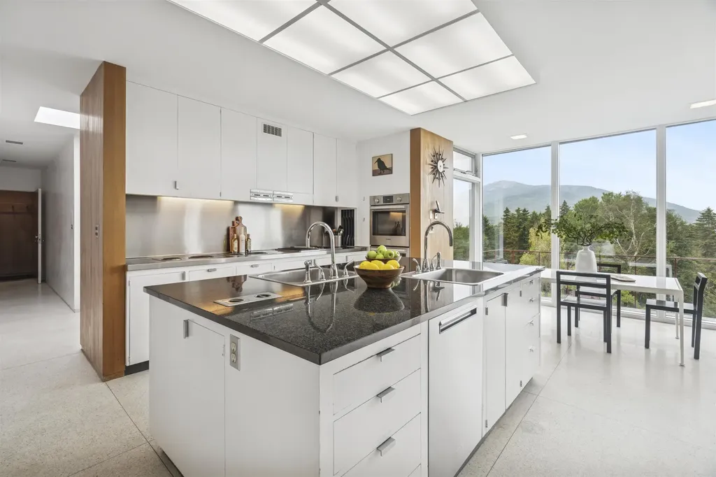 617 Mountain Road Jaffrey NH 03452