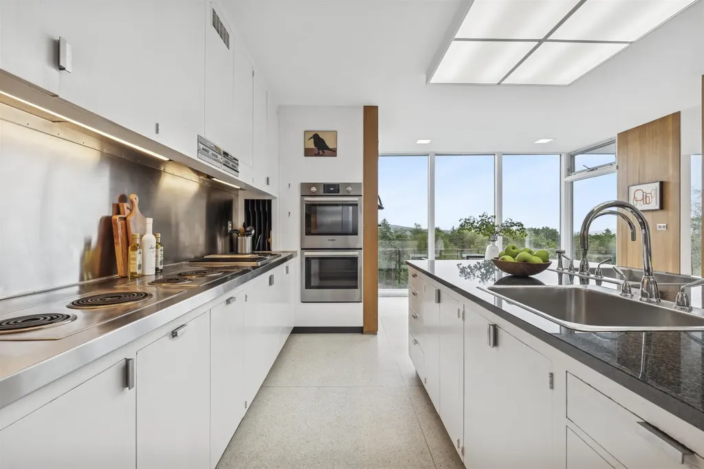 617 Mountain Road Jaffrey NH 03452