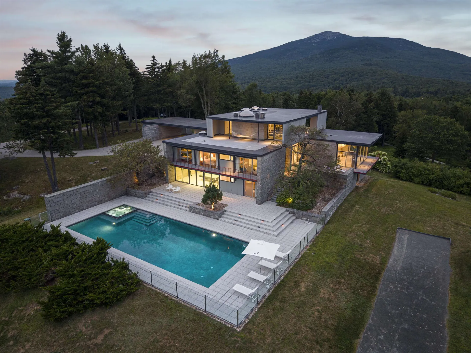 617 Mountain Road Jaffrey NH 03452