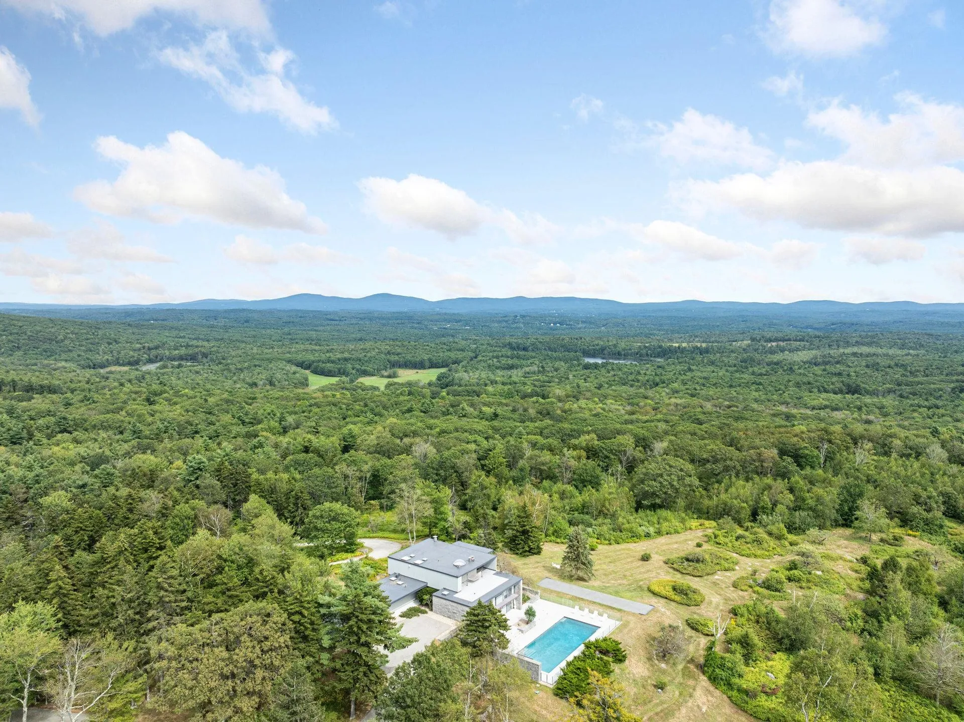 617 Mountain Road Jaffrey NH 03452