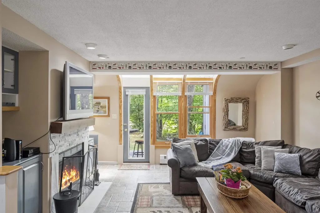 10 Bunker Lane Lincoln NH 03251