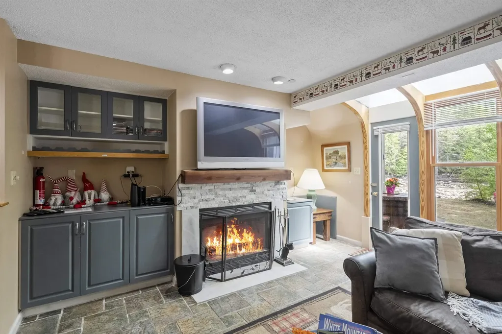 10 Bunker Lane Lincoln NH 03251