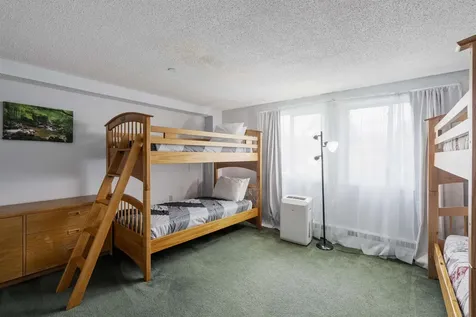 10 Bunker Lane Lincoln NH 03251