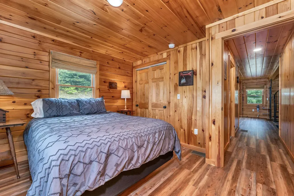 23 Goddard Road Groton NH 03241