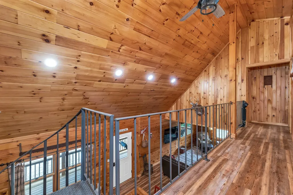 23 Goddard Road Groton NH 03241