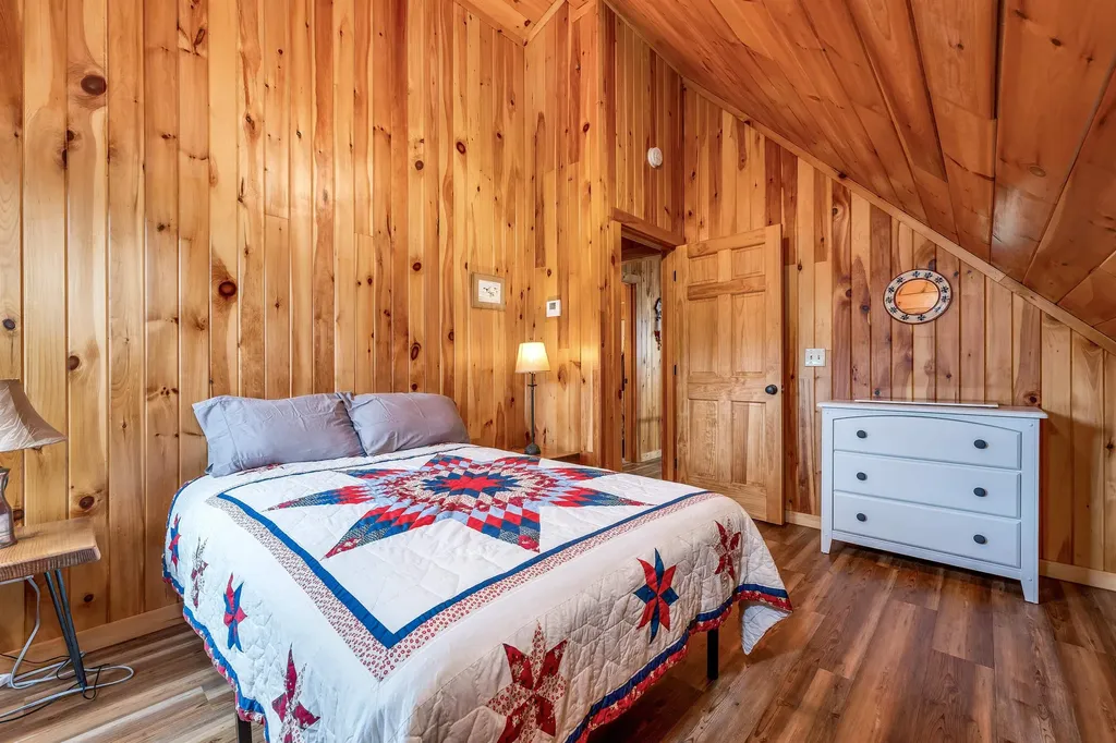 23 Goddard Road Groton NH 03241