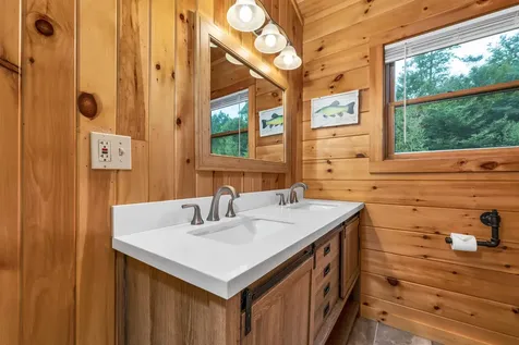 23 Goddard Road Groton NH 03241