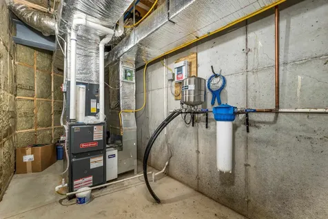 23 Goddard Road Groton NH 03241