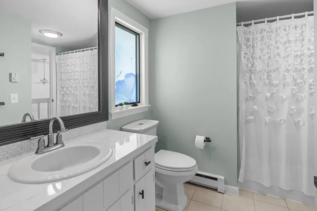 9 Pleasant Drive Grantham NH 03753