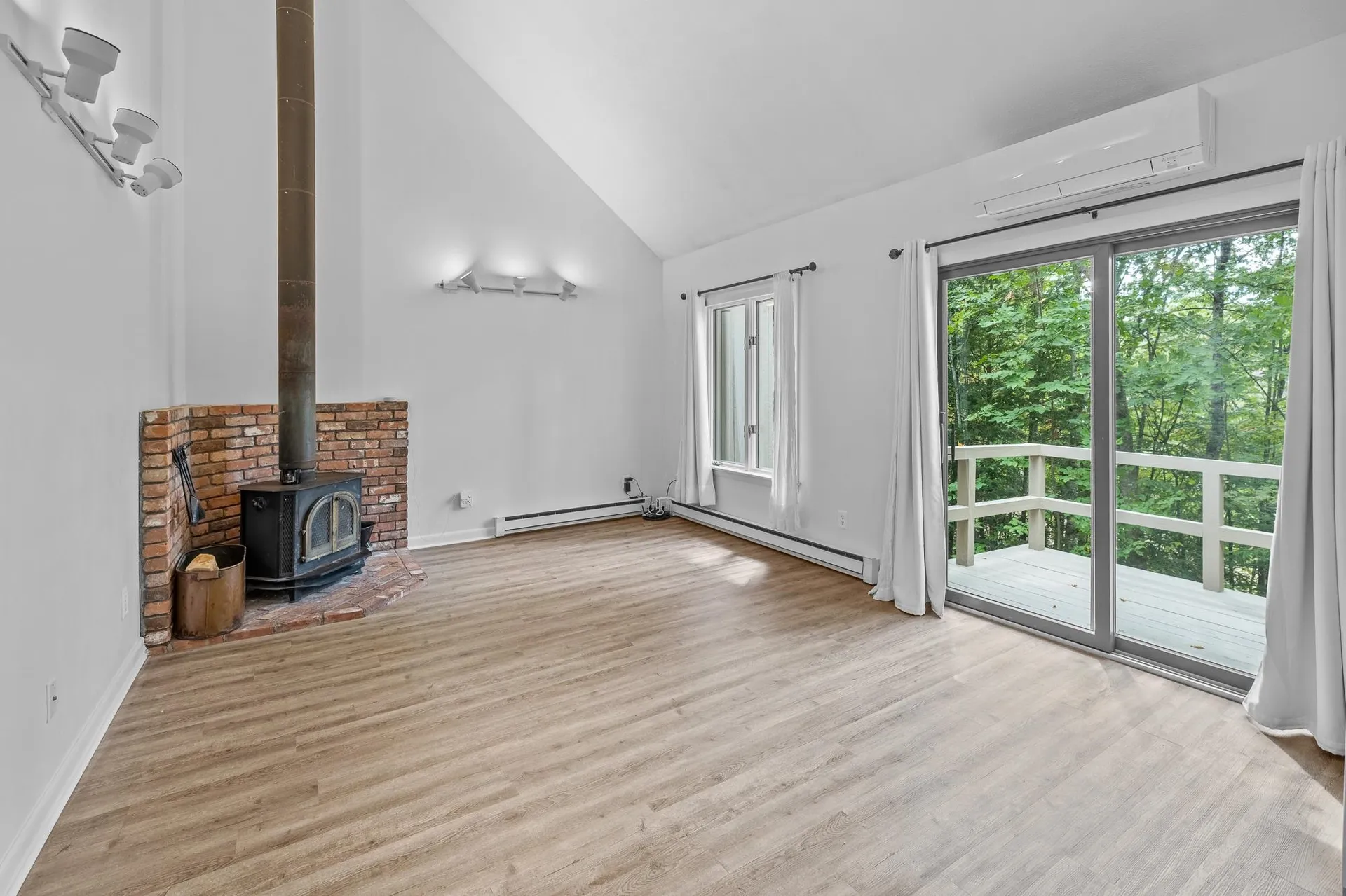 9 Pleasant Drive Grantham NH 03753