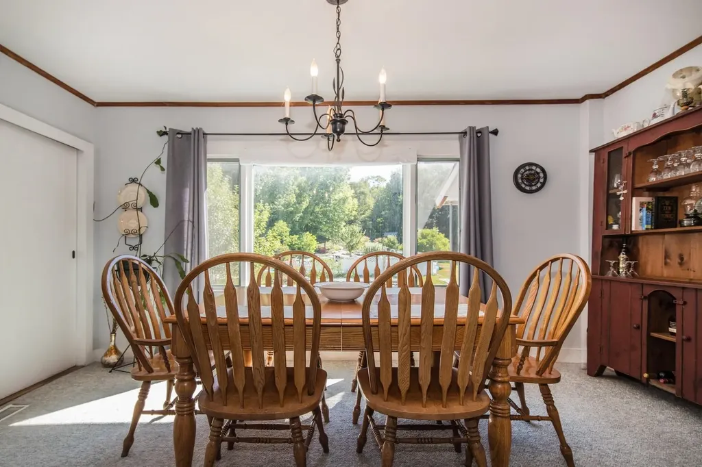 6948 Us Route 7 Road Pittsford VT 05763