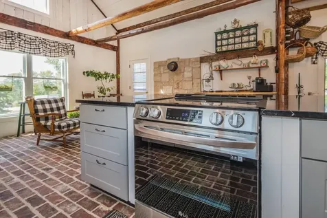 6948 Us Route 7 Road Pittsford VT 05763