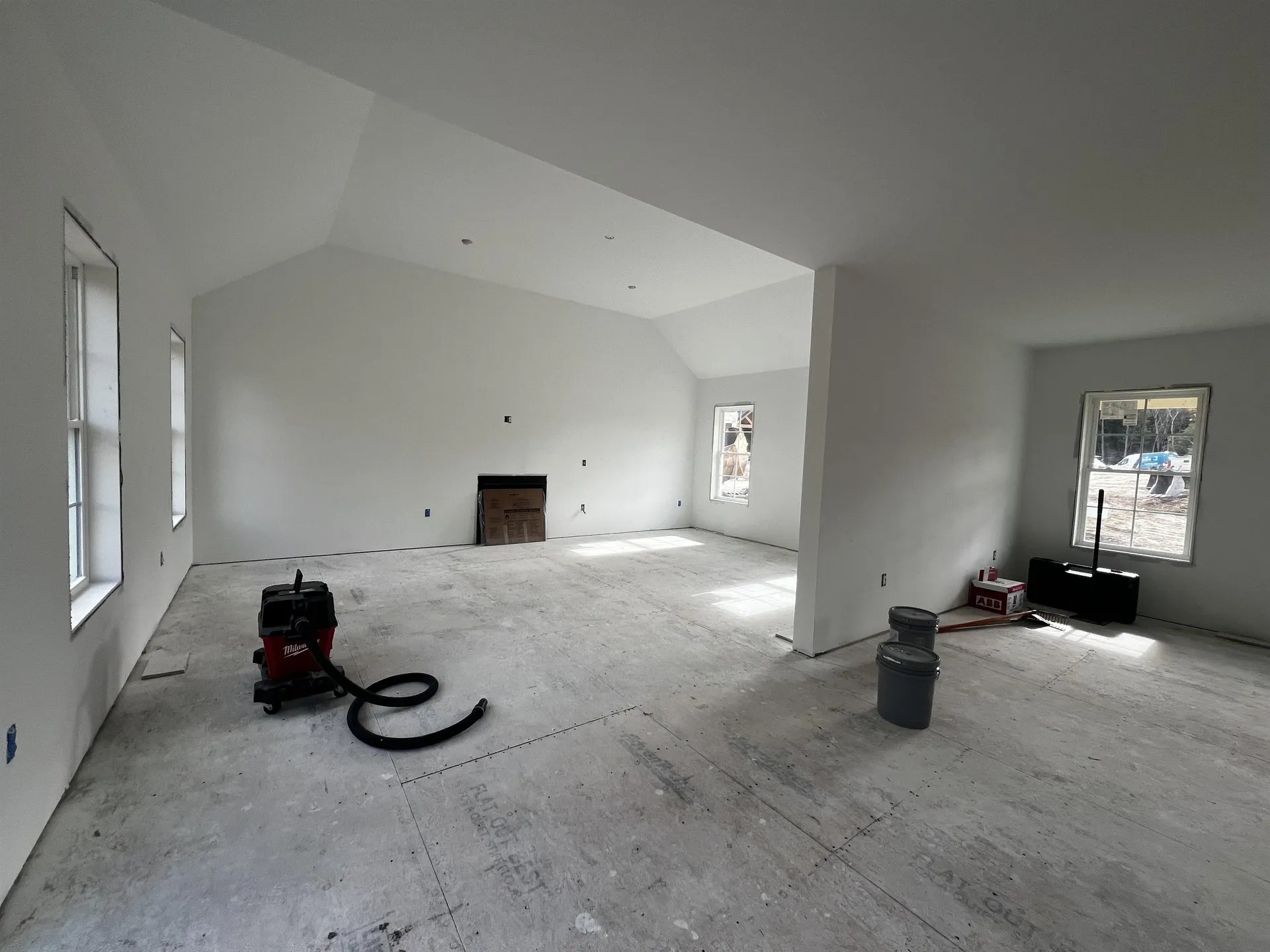 10 Blaisdell Court Raymond NH 03077