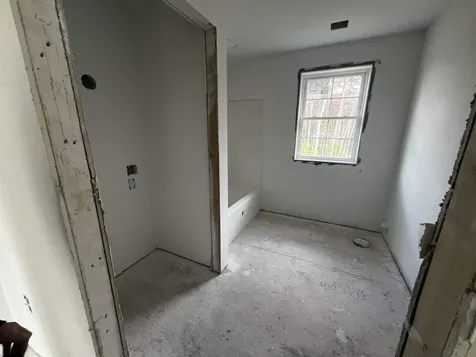 10 Blaisdell Court Raymond NH 03077