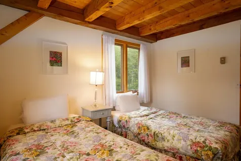 275 Sherwood Forest Londonderry VT 05148