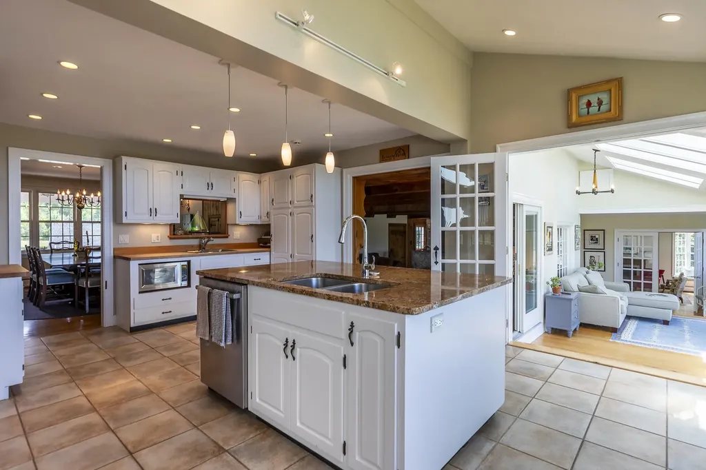 1204 Bailey Road Shrewsbury VT 05738