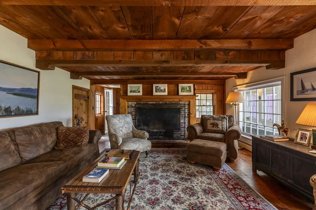 1204 Bailey Road Shrewsbury VT 05738