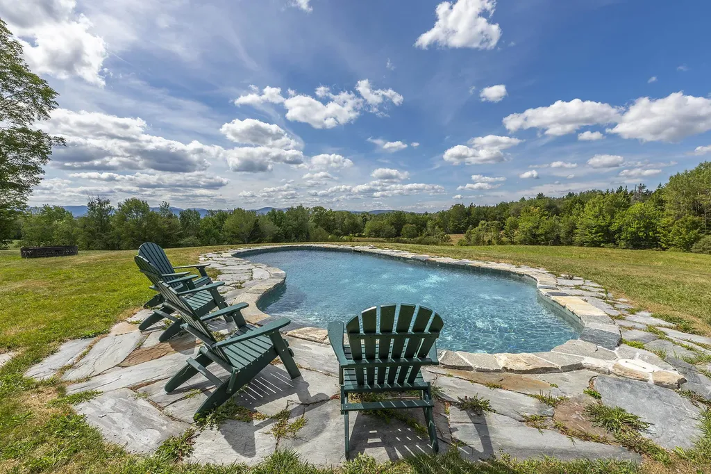 1204 Bailey Road Shrewsbury VT 05738