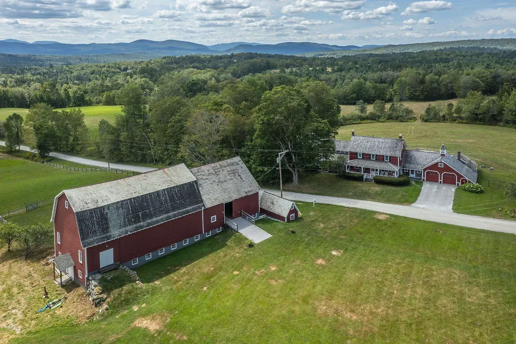 1204 Bailey Road Shrewsbury VT 05738