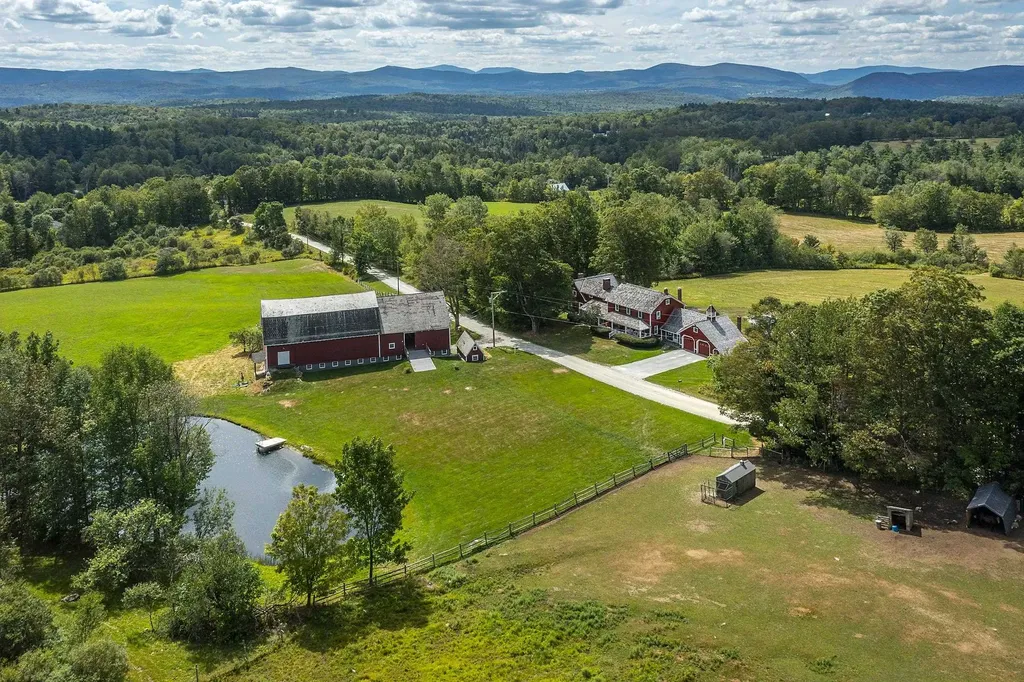 1204 Bailey Road Shrewsbury VT 05738