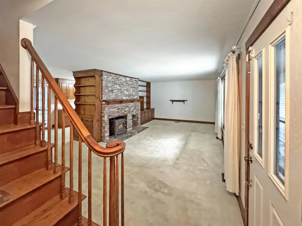 23 Bloody Brook Road Amherst NH 03031