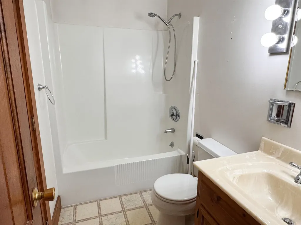 23 Bloody Brook Road Amherst NH 03031