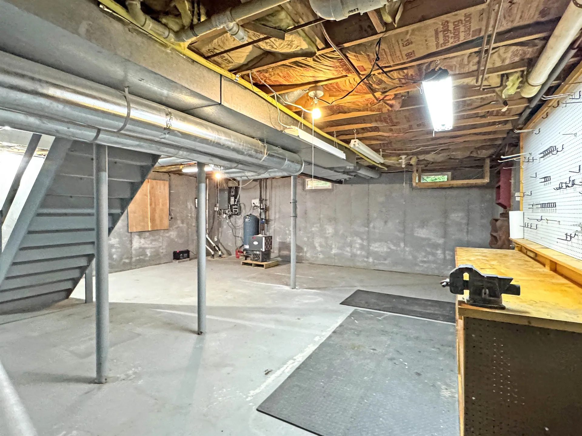 23 Bloody Brook Road Amherst NH 03031