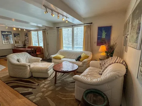 3 Kimball Hill Road Winhall VT 05340