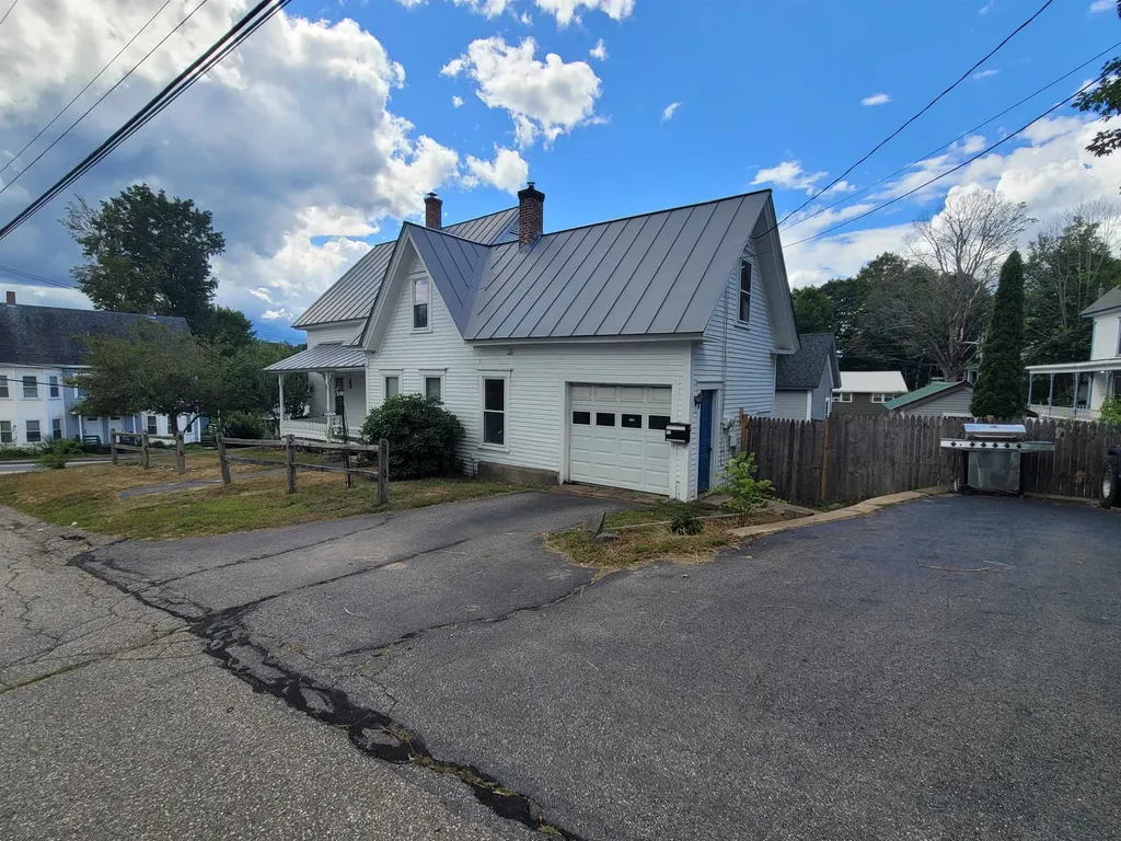 624 Central Street Franklin NH 03235