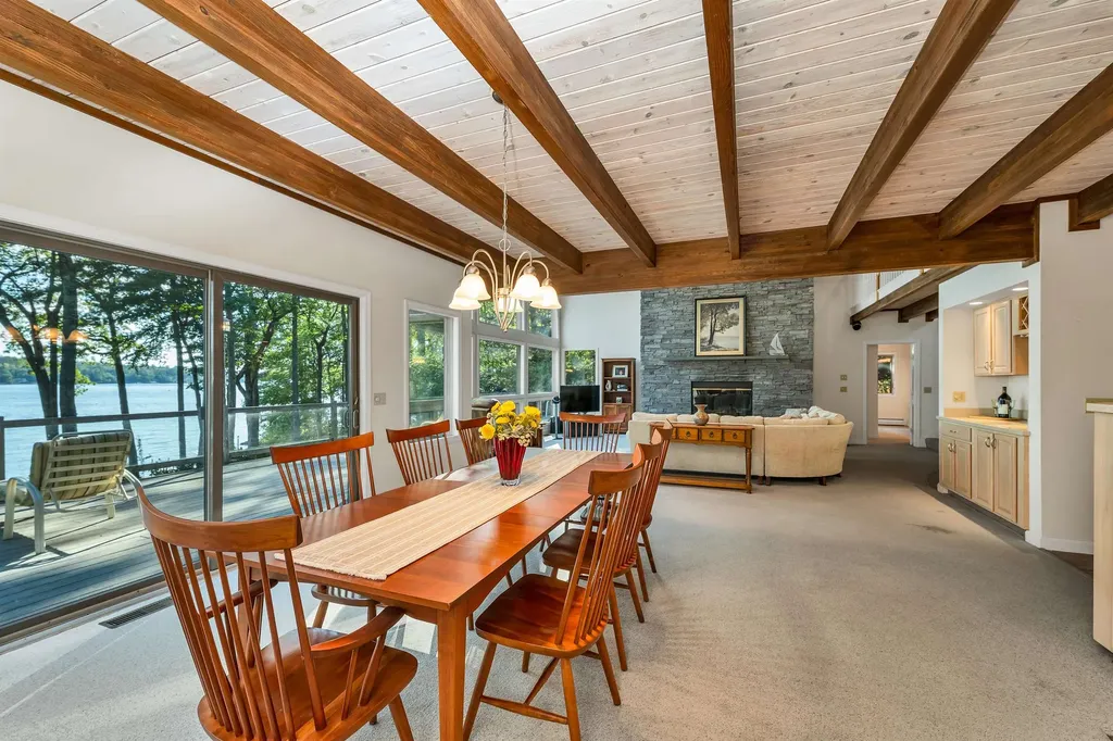 2 Harris Road Meredith NH 03253