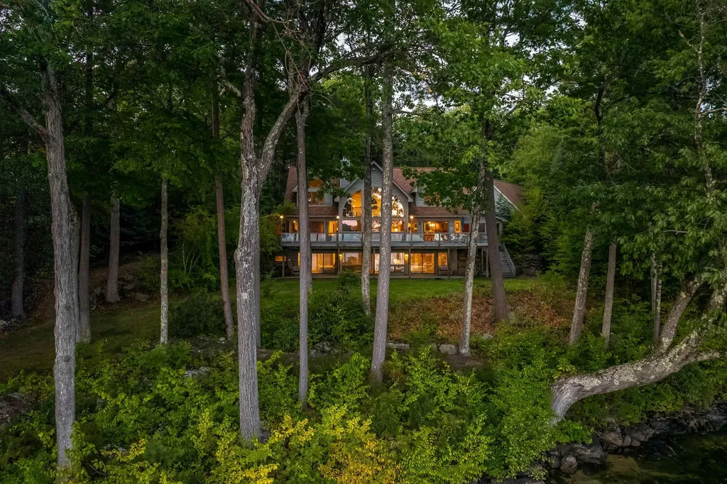2 Harris Road Meredith NH 03253