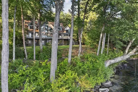 2 Harris Road Meredith NH 03253