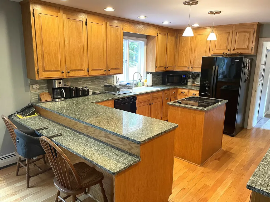 2 Toon Lane Lee NH 03861