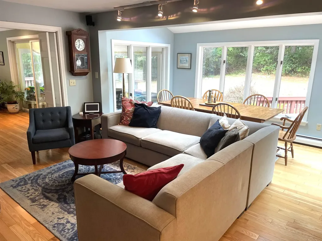 2 Toon Lane Lee NH 03861