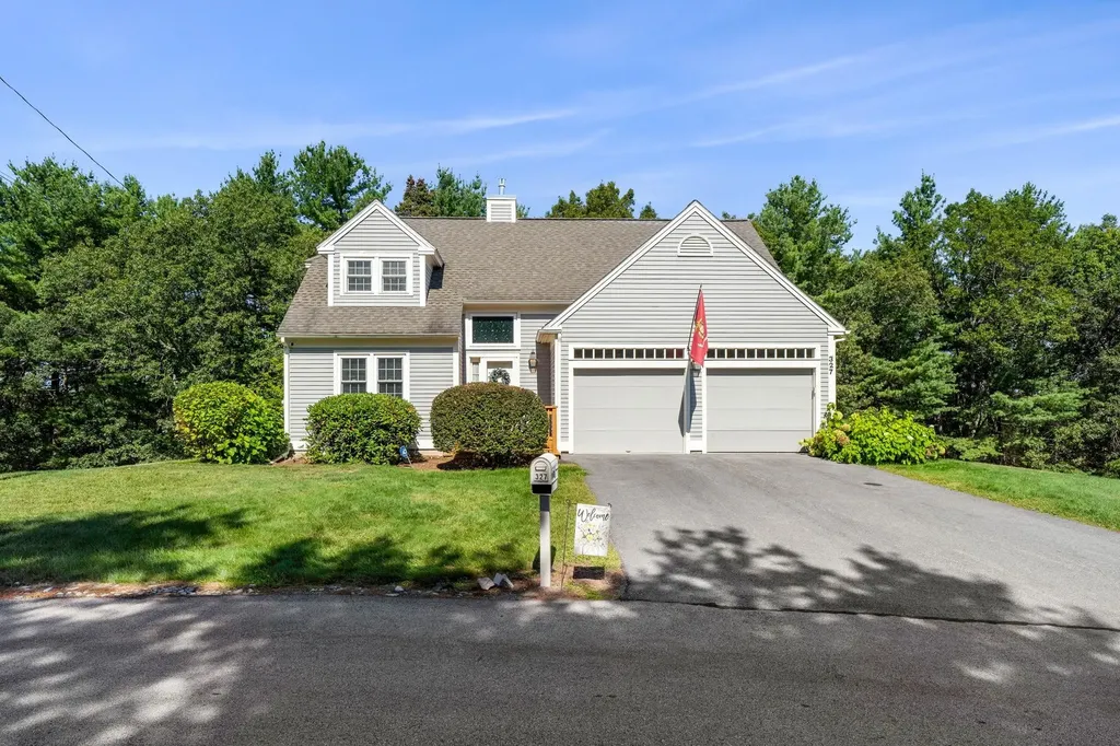 327 Fox Run Road Hudson NH 03051
