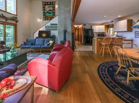 138 Gardiner Drive Londonderry VT 05148