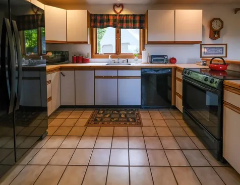 138 Gardiner Drive Londonderry VT 05148