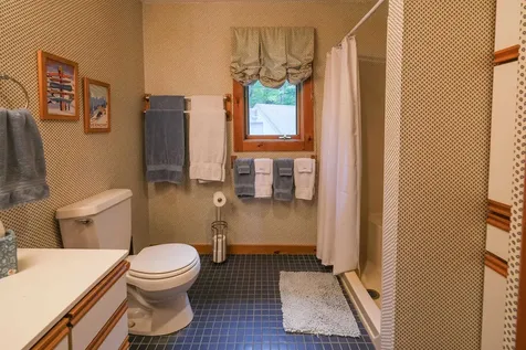 138 Gardiner Drive Londonderry VT 05148