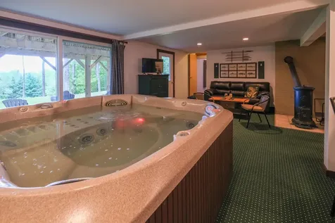 138 Gardiner Drive Londonderry VT 05148