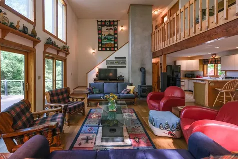 138 Gardiner Drive Londonderry VT 05148