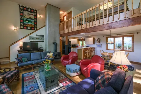 138 Gardiner Drive Londonderry VT 05148