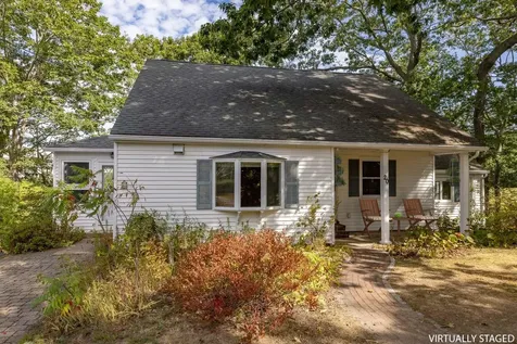 20 Mendum Avenue Kittery ME 03904