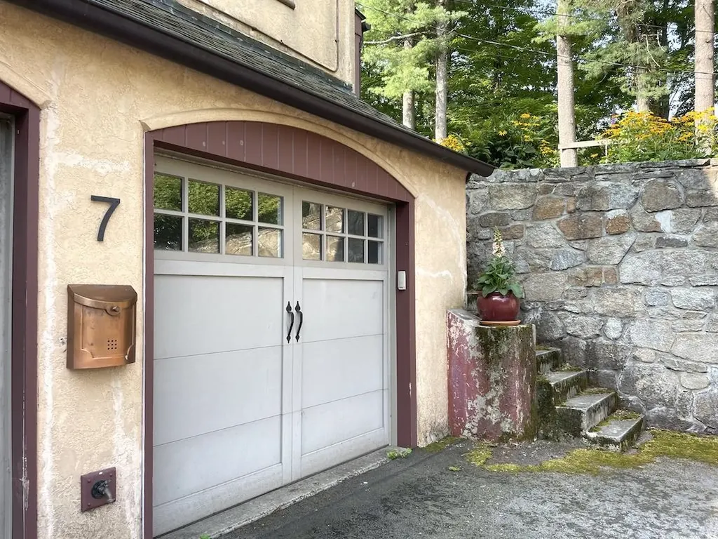 7 Nubanusit Lane Peterborough NH 03458