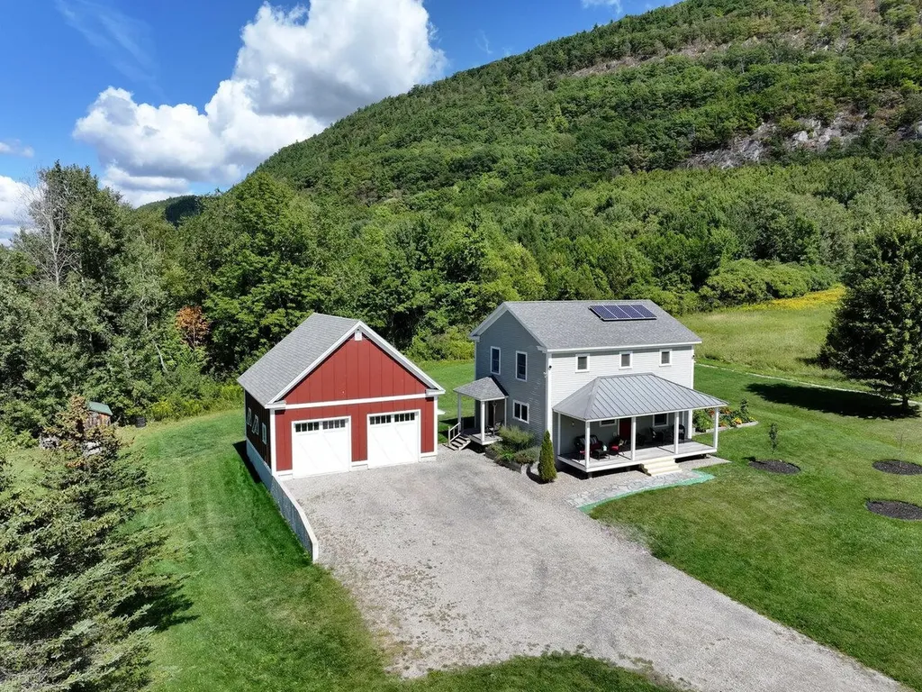 53 Doe Meadow Road Monkton VT 05443