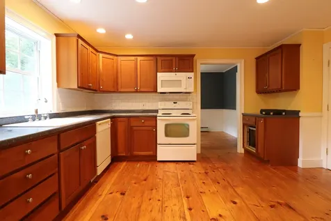 506 Burpee Hill Road Grantham NH 03753