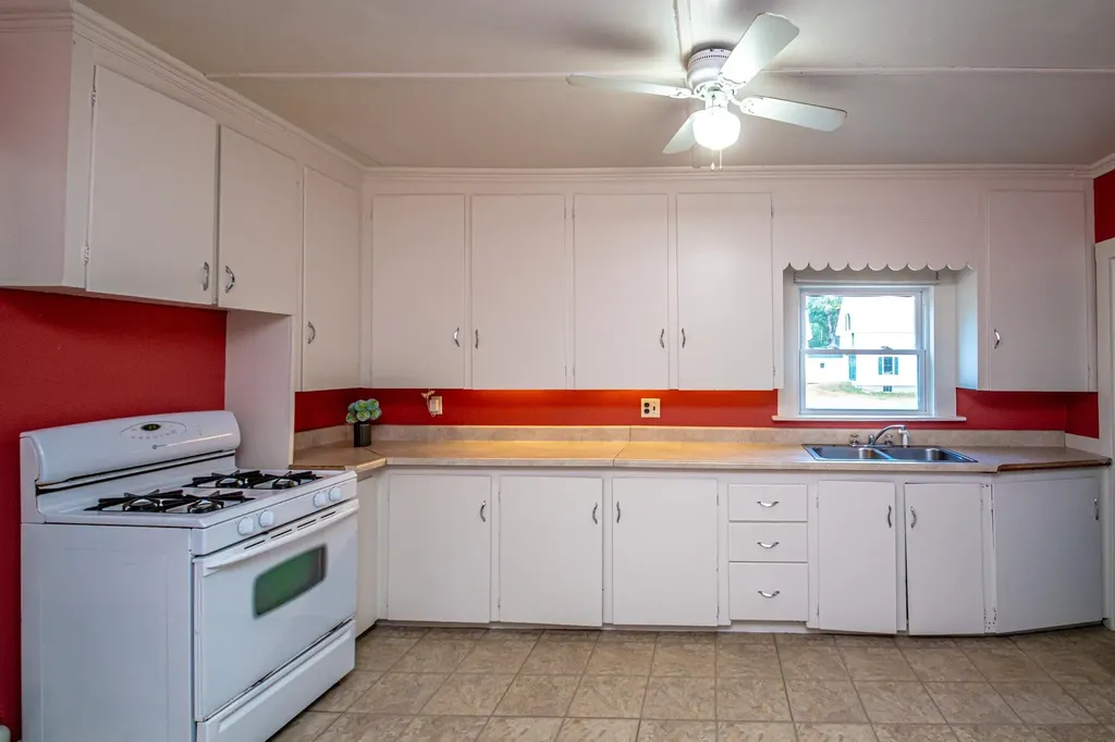 12 Forest Avenue Bartlett NH 03812