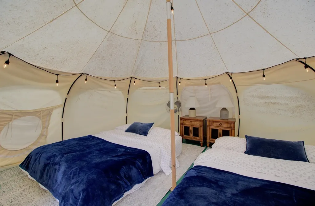 17 Mountain View Lane North Hero VT 05474