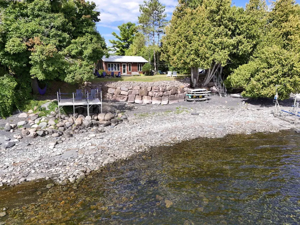 17 Mountain View Lane North Hero VT 05474