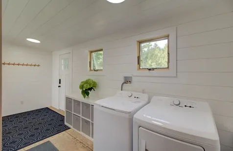 17 Mountain View Lane North Hero VT 05474