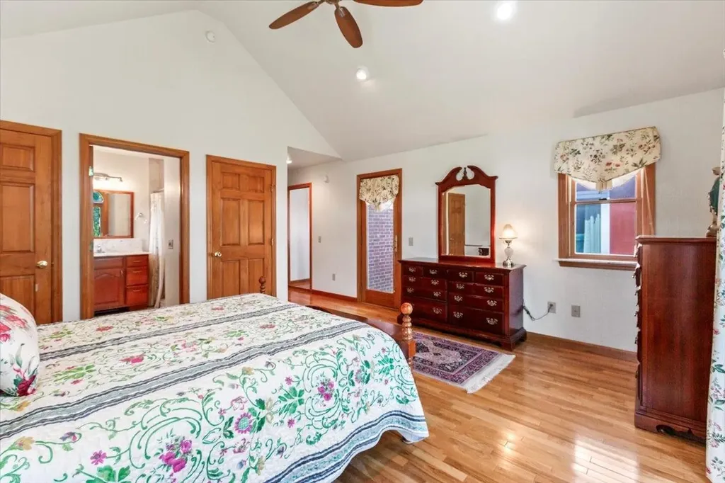 1594 Vermont Route 7a Shaftsbury VT 05262